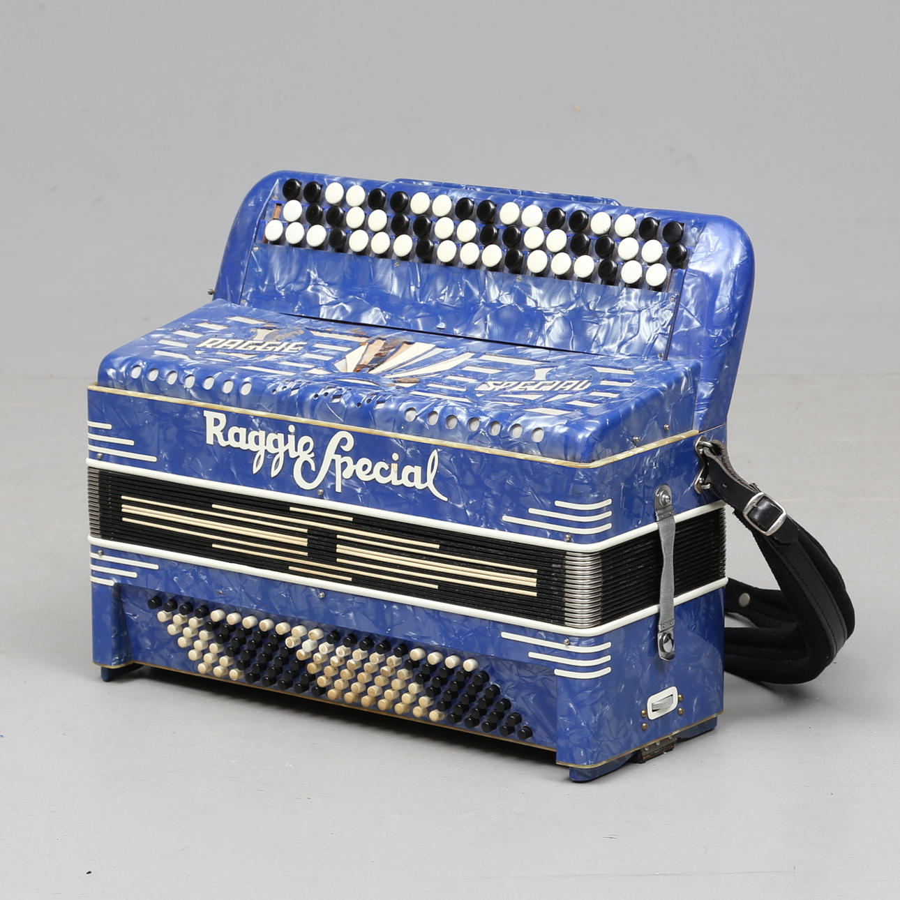 DRAGSPEL, Raggie special.