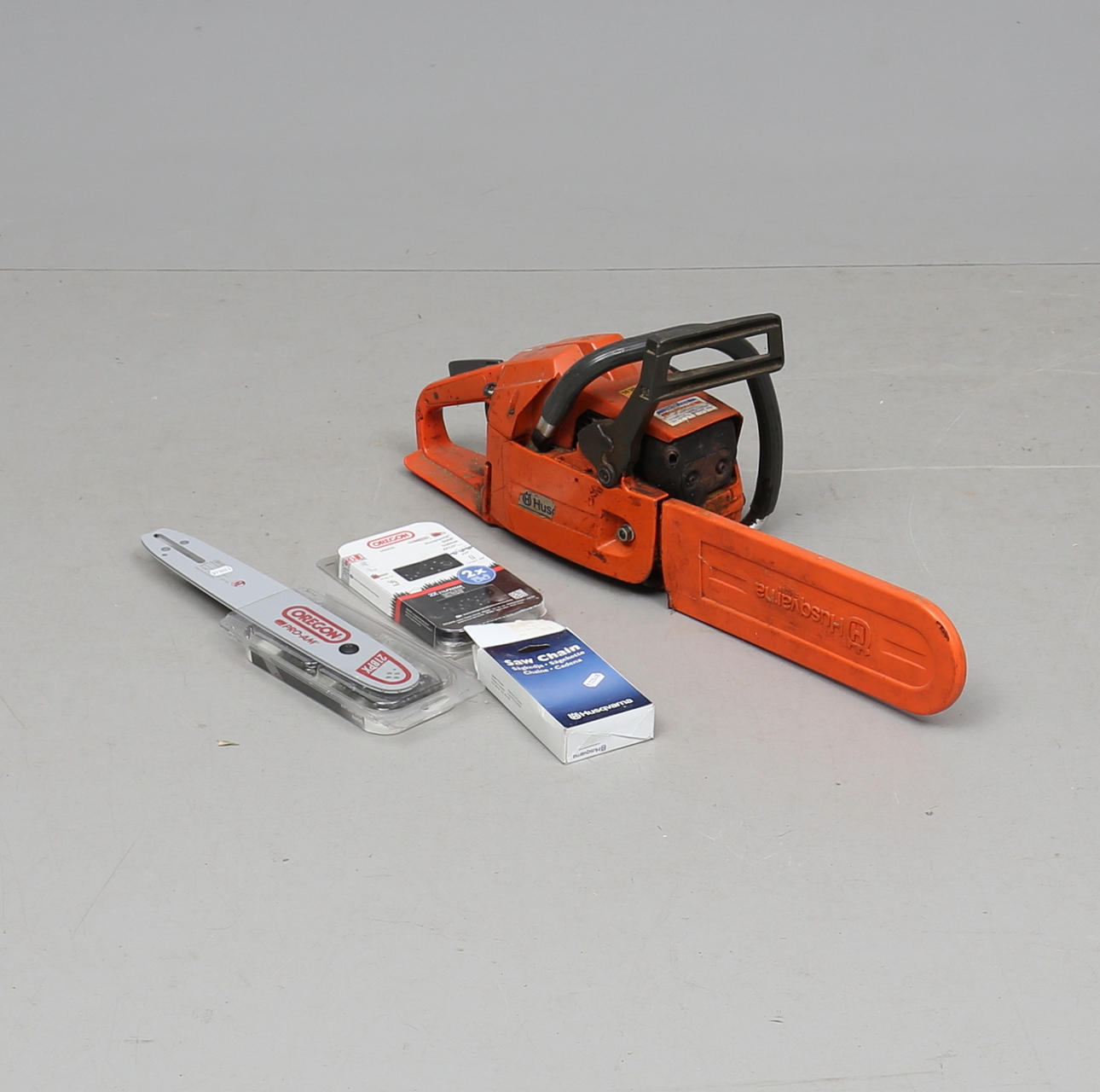 MOOTTORISAHA, Husqvarna 242 xp.