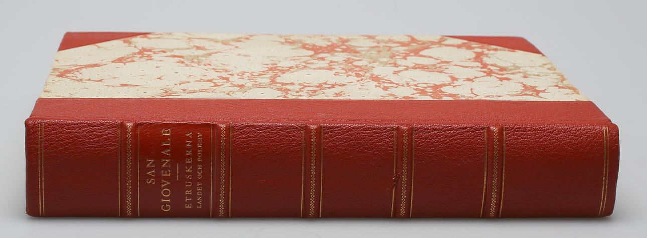 KARIN PERSSON. BOK. San Giovenale. Etruskerna landet och folket med orginalitografi av Karin Persson. Signerad i trycket K P och daterad 1959.