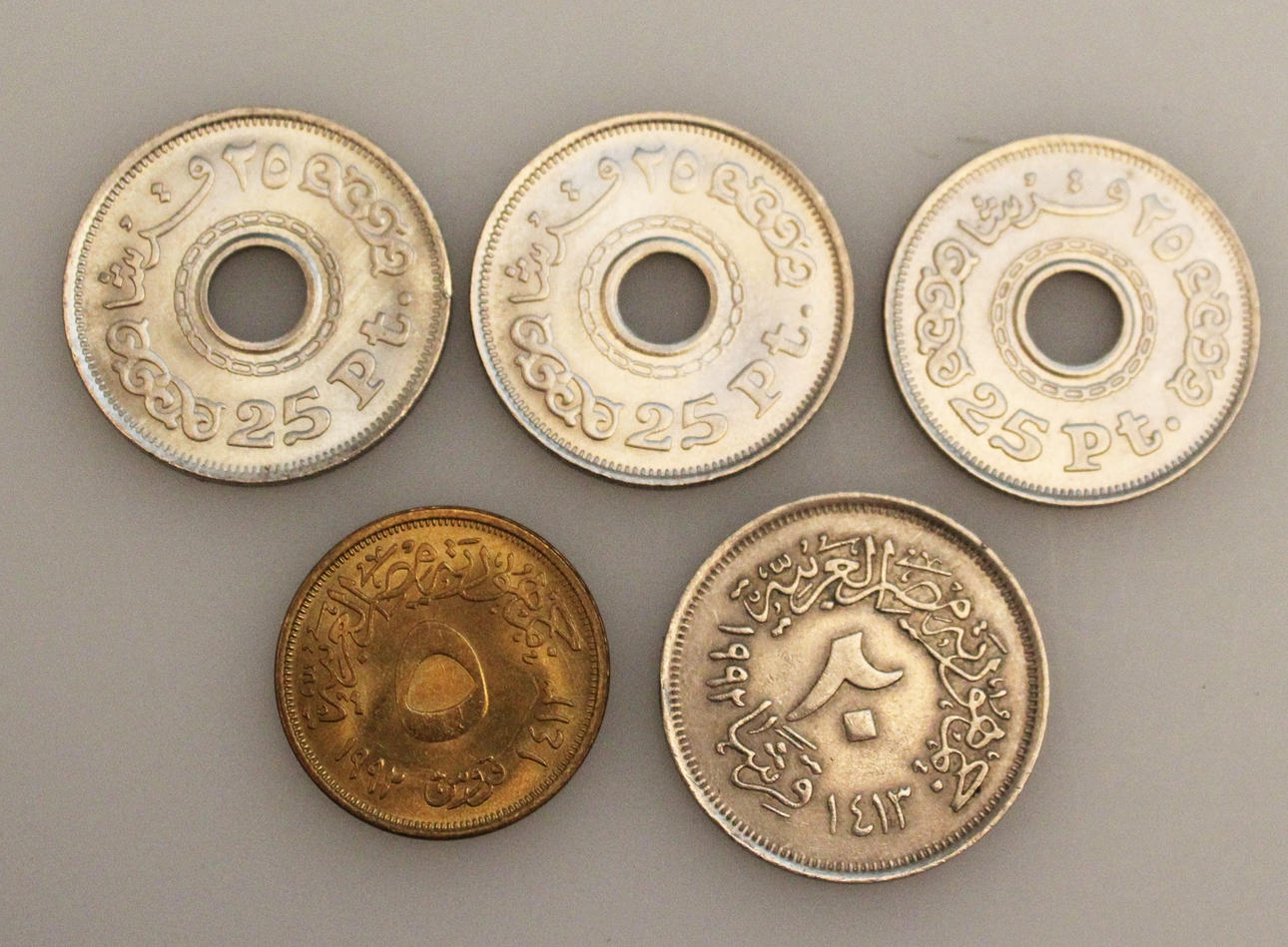 PARTI MYNT OCH SEDALR, 1900-tal.