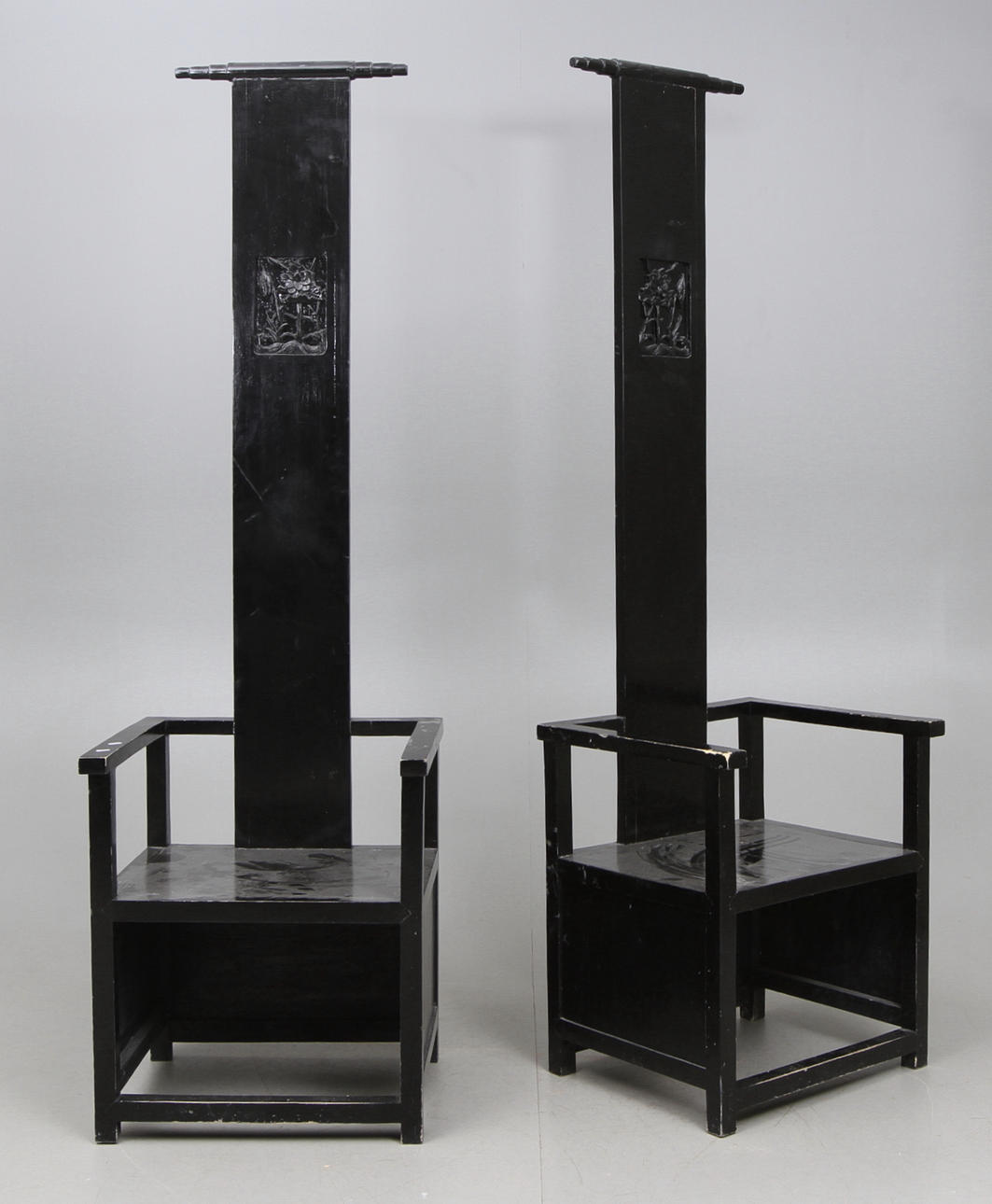 STOLAR, ett par, Charles Rennie Mackintosh-stil, 1900-tal.