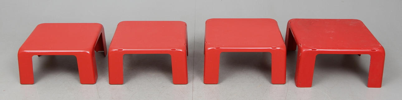 SATSBORD, 4 delar, "Quattro Gatti", Mario Belini, C&B, Italien.