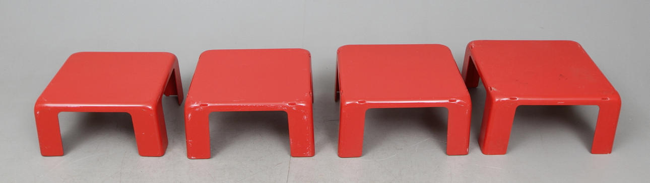 SATSBORD, 4 delar, "Quattro Gatti", Mario Belini, C&B, Italien.