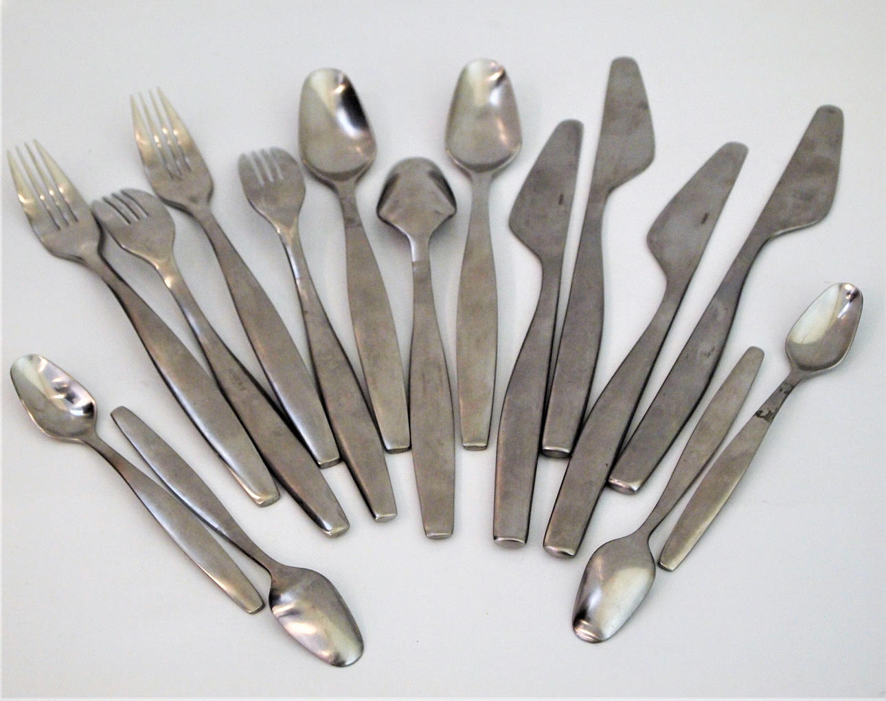 GENSE CUTLERY "Tulipa", 15 pieces.
