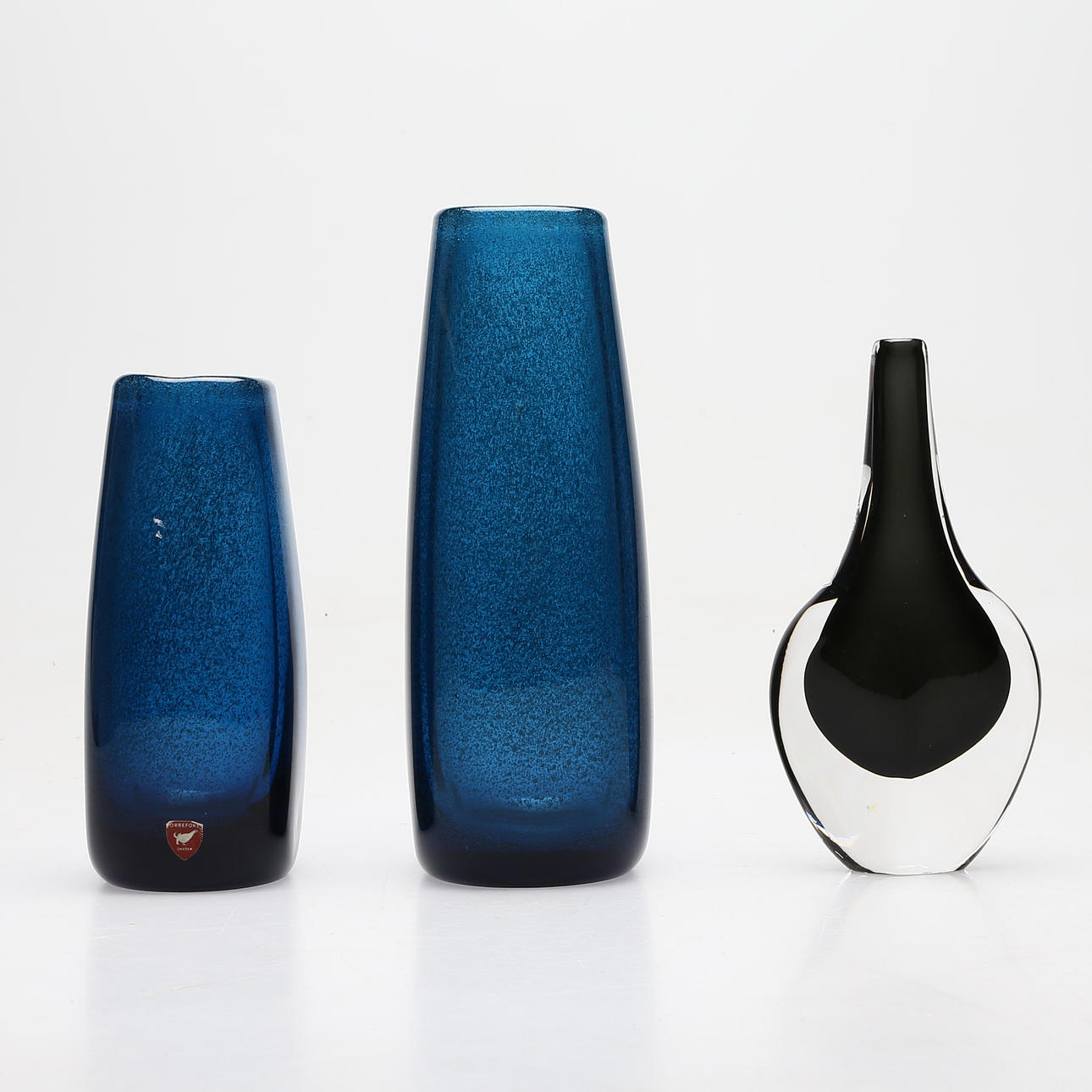 VASER, 3 st, Orrefors, signerade.