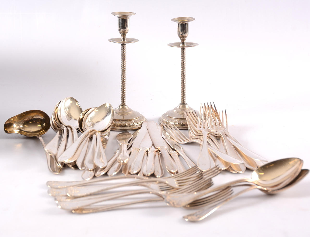 PARTI NYSILVERFÖREMÅL, 1900-tal.