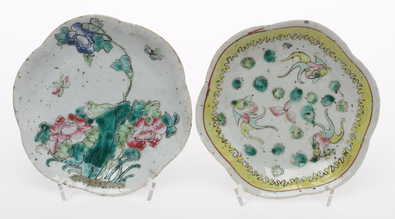 SKÅLFAT, på fot, 2 st, porslin, Kina.