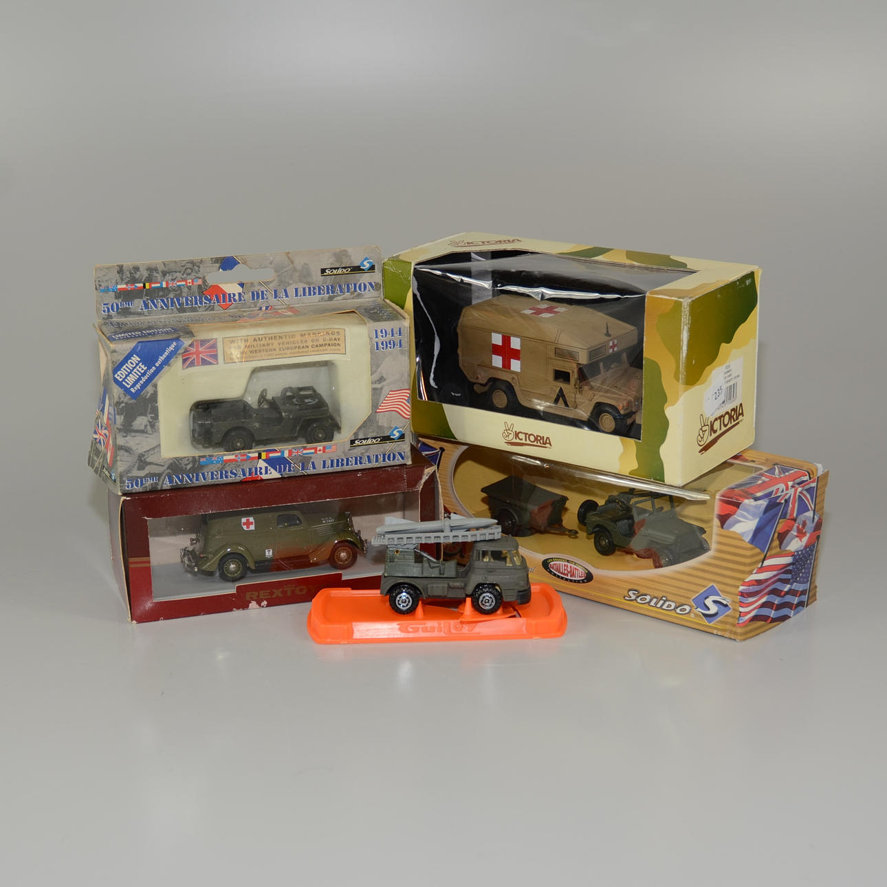 KRIGSFORDON, Rextoys, Guiloy, Solido.