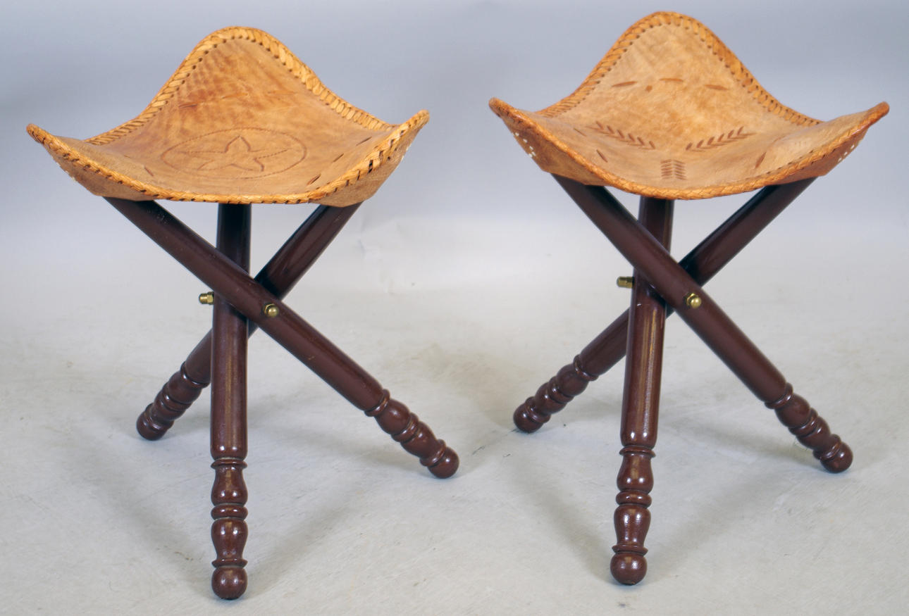 PALLAR, 1 par 3-benta, skinn/trä.