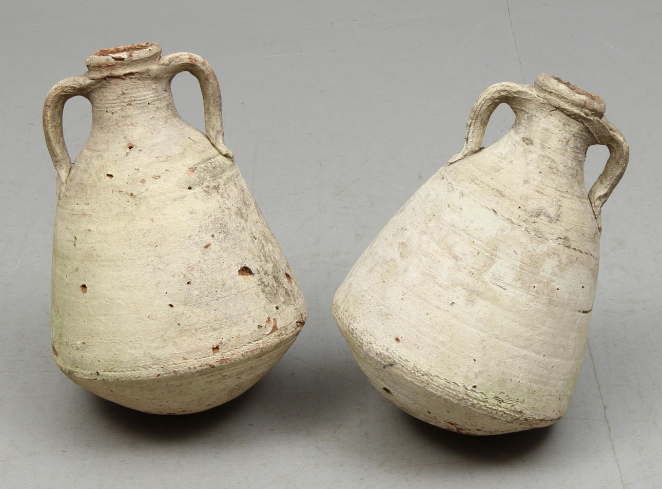 AMFOROR, 2 st, keramik, medelhavsområdet, troligen 1800-tal.