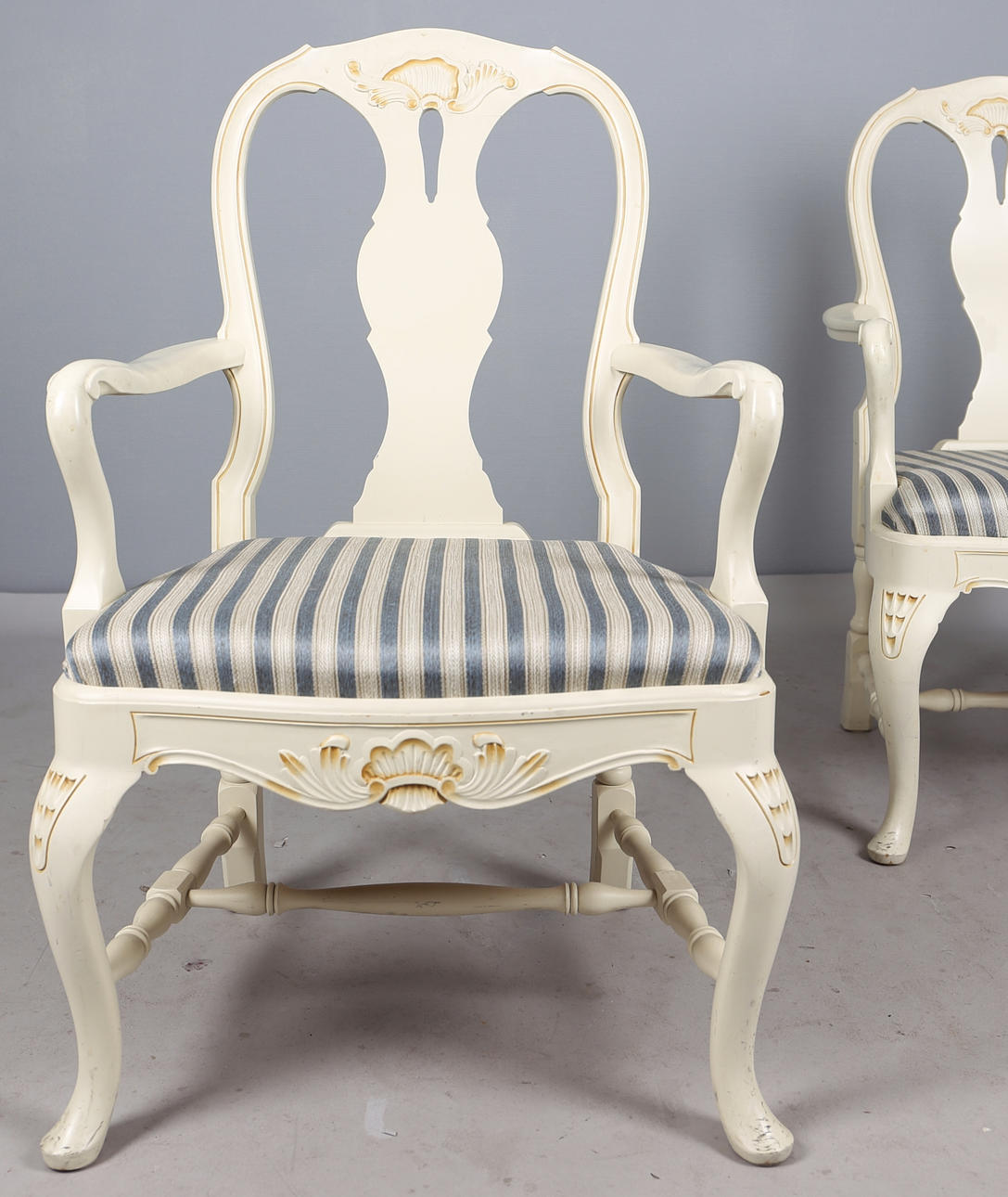 KARMSTOLAR i nybarock stil, 1900-talets mitt.