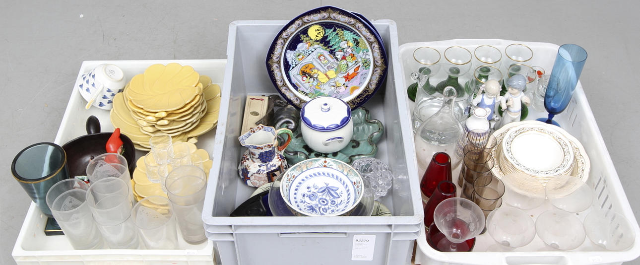 GLAS och KERAMIK, bl.a. Rosenthal, Crown Clarence, Reijmyre m.m.