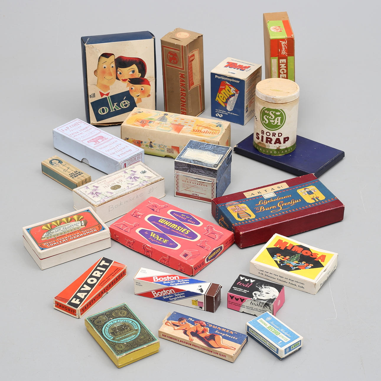 PAPPFÖRPACKNINGAR, 21 st, 1900-talets första hälft.