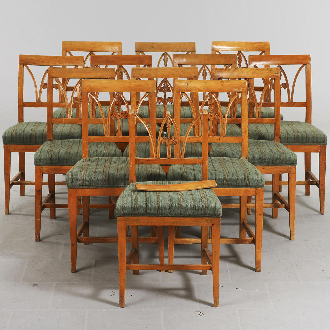 STOLAR 12 st + SOFFA, Karl Johan.