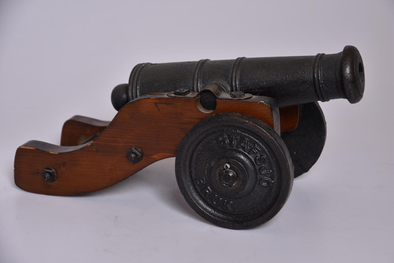 SALUTKANON Stafsjö bruk.