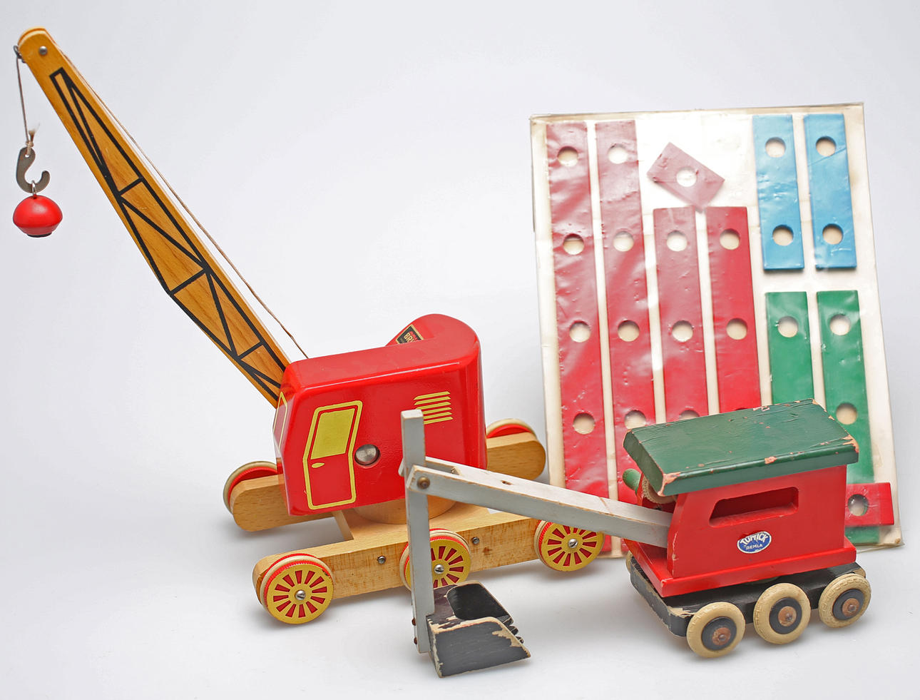 LEKSAKER, 3 delar, trä, Brio samt Gemla, 1900-talets andra hälft.