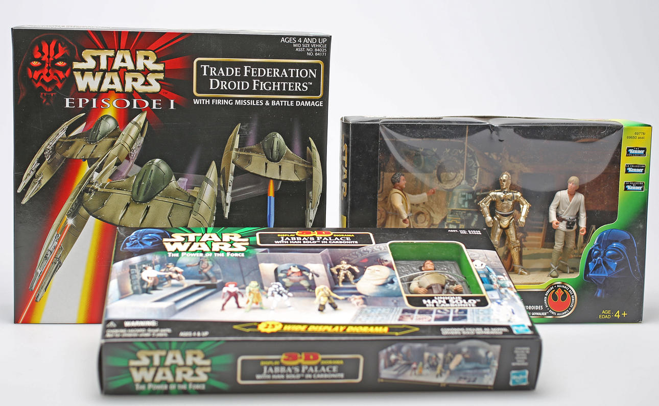 STAR WARS I ORIGINALFÖRPACKNING, 3 delar, 1990/2000-tal.