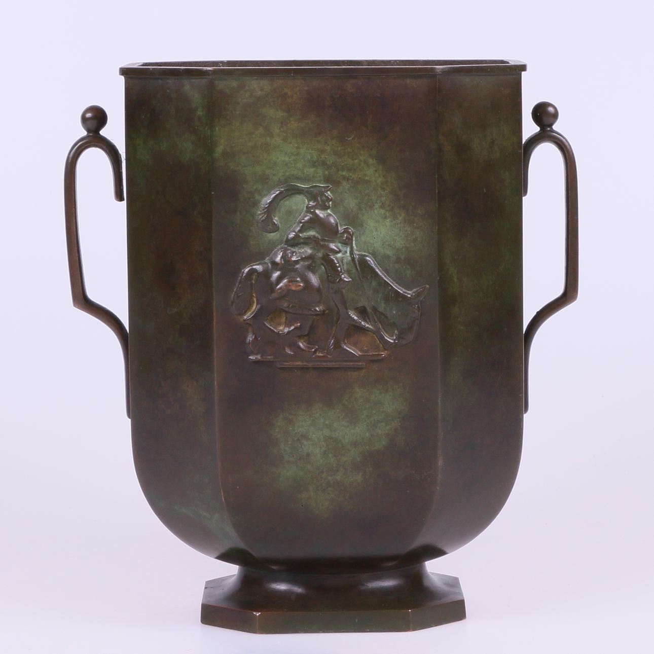 URNA, Brons, GAB brons, 1900-talets mitt.