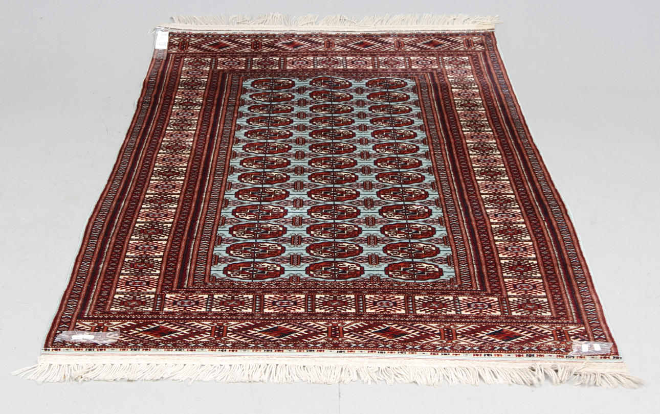 MATTA, orientalisk, 205 x 128 cm.