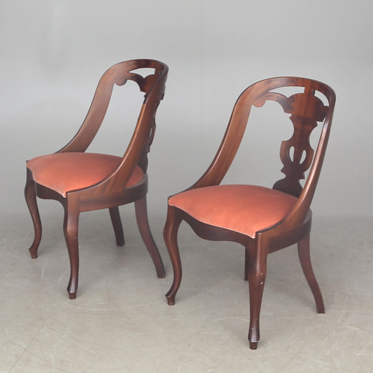 STÜHLE, 1 Paar, Modell Göteborg.