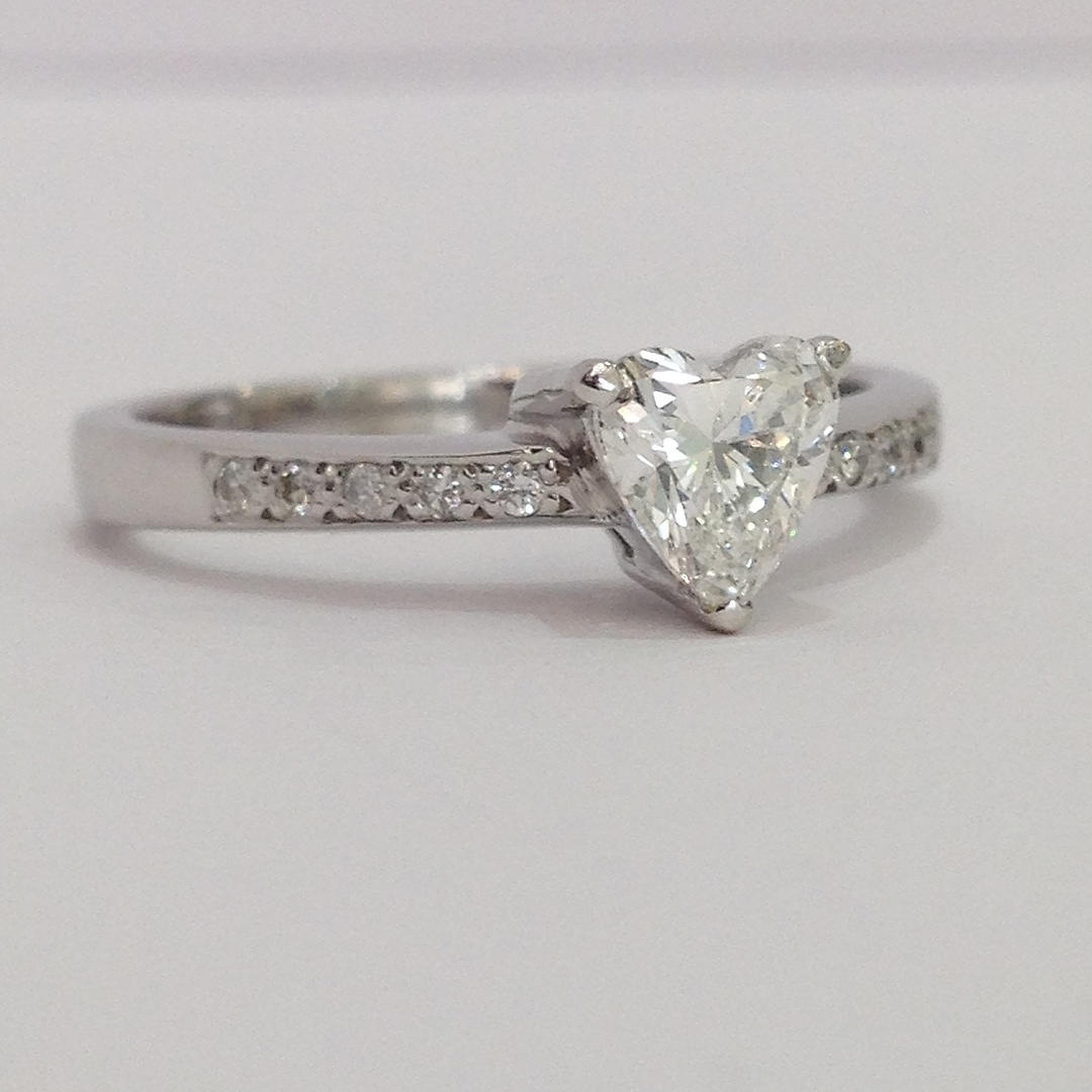 HEART SHAPED DIAMOND RING.