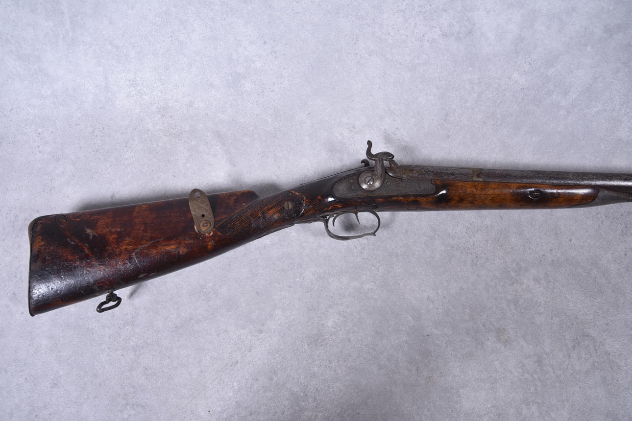 Rifle de amartillar de dos cañones de 1800.