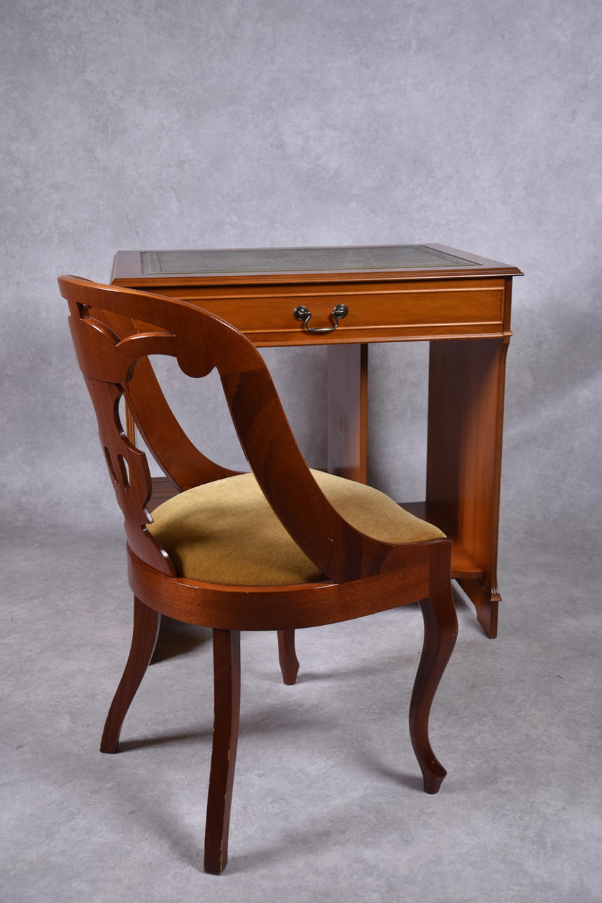 DATABORD engelsk stil, Göteborgsstol.