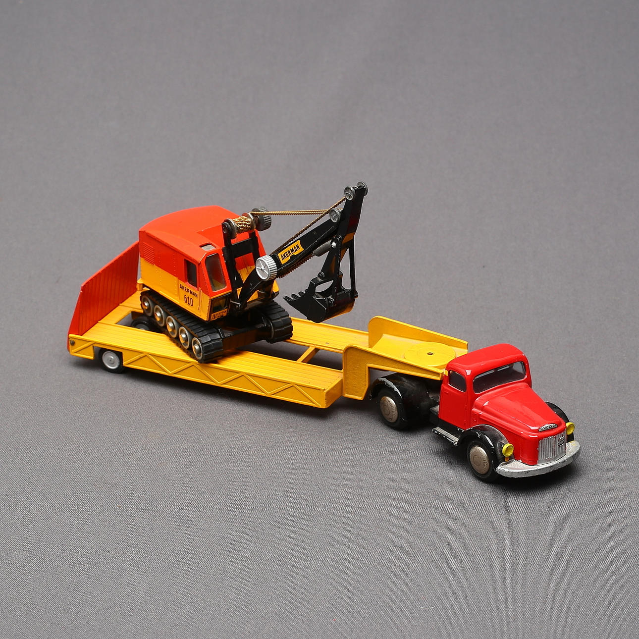 Baggerlader TEKNO 860 und 861 Volvo Åkerman.