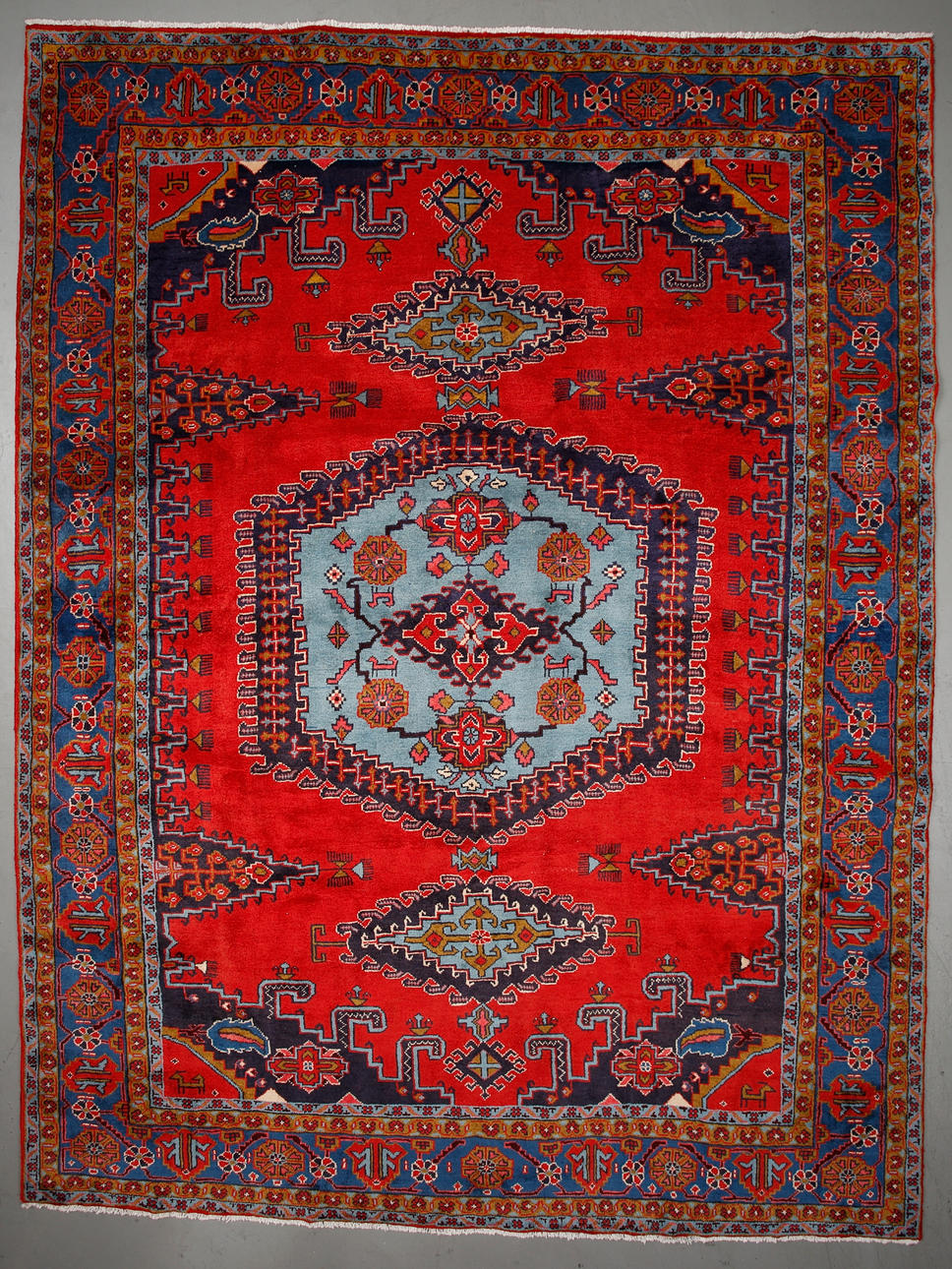 MATTA, persisk, Viss, 340 x 258 cm.