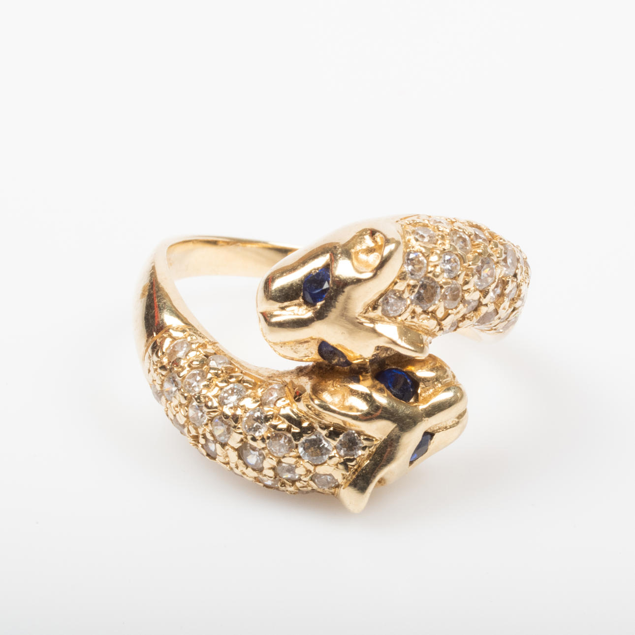 RING i form av tiger, 14 K guld med stenar.