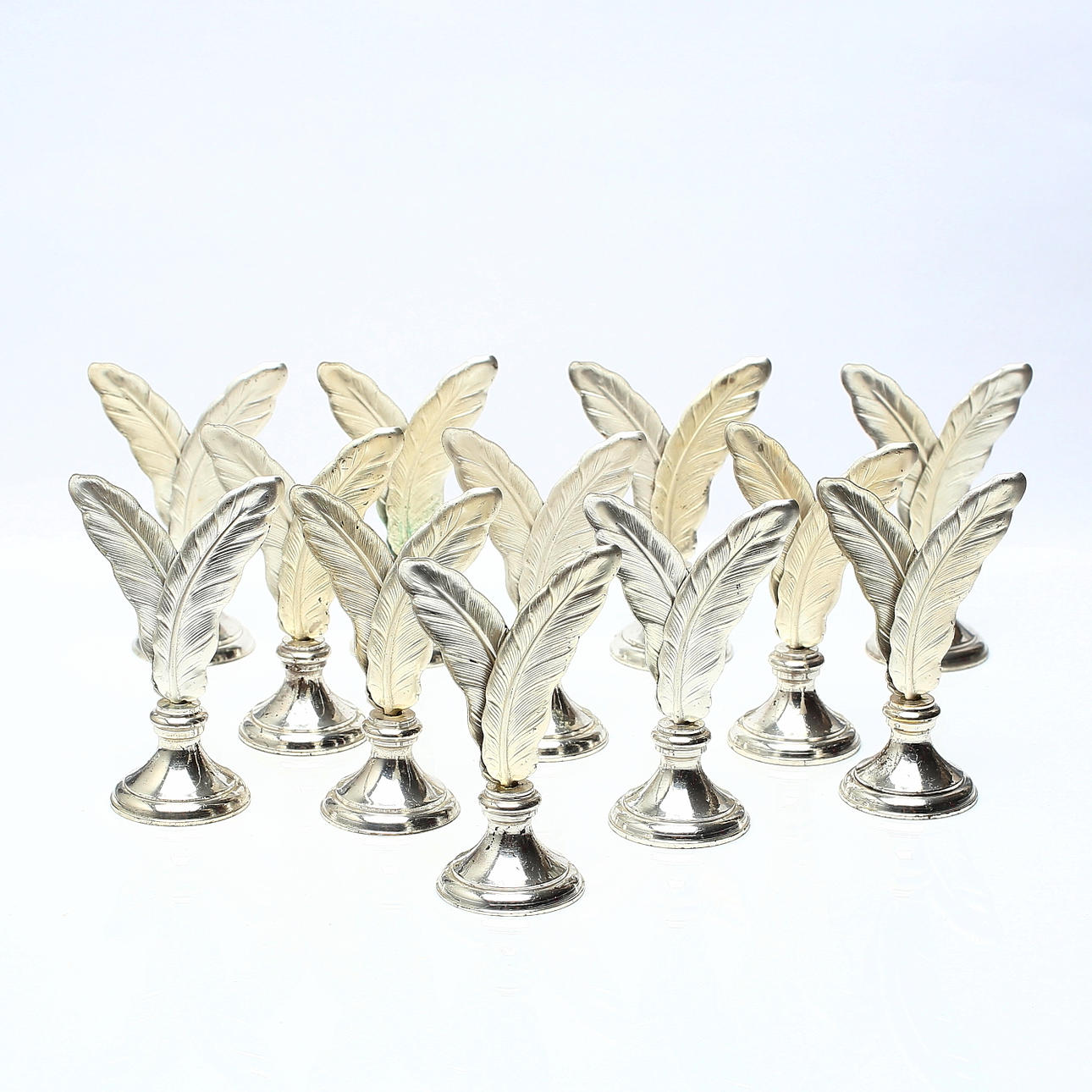 BORDSPLACERINGSHÅLLARE, 12 st, metall.