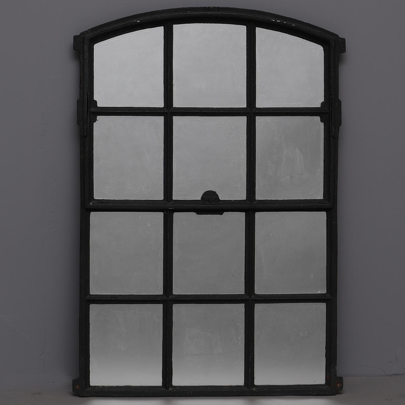 SPEGELFÖNSTER, Järn,Stallfönster.