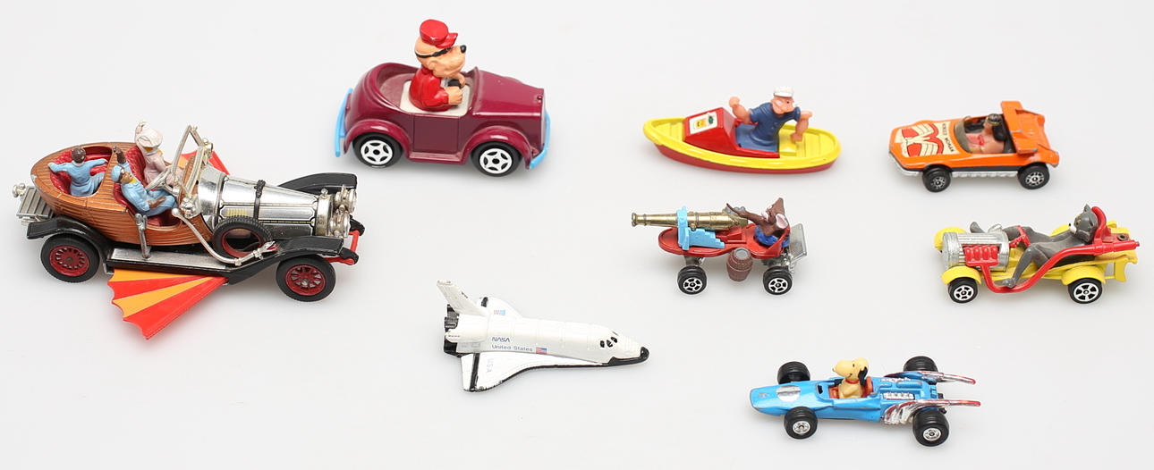 PARTI LEKSAKER (8). Bl a Corgi Toys. Corgi Junior, Aviva, Walt Disney Production.