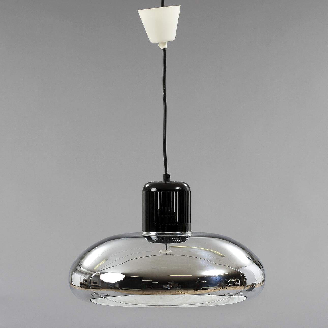 TAKLAMPA, Stilnovo, Italien, 1900/200-tal.