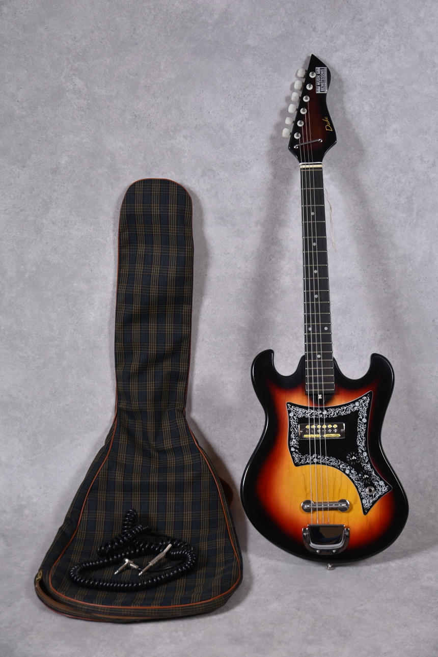 ELECTRIC GUITAR Duke EG901.