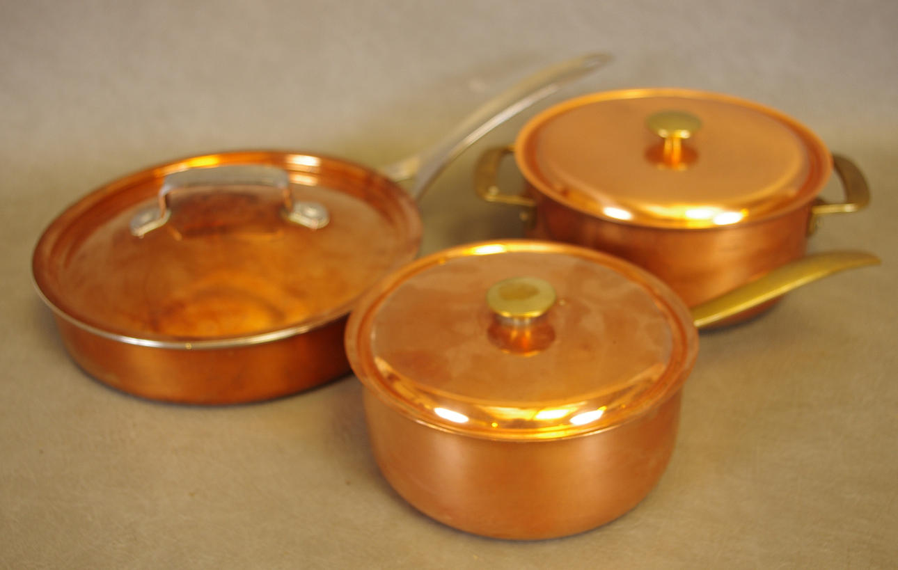 TRAKTÖRPANNOR, 3 stycken, koppar.