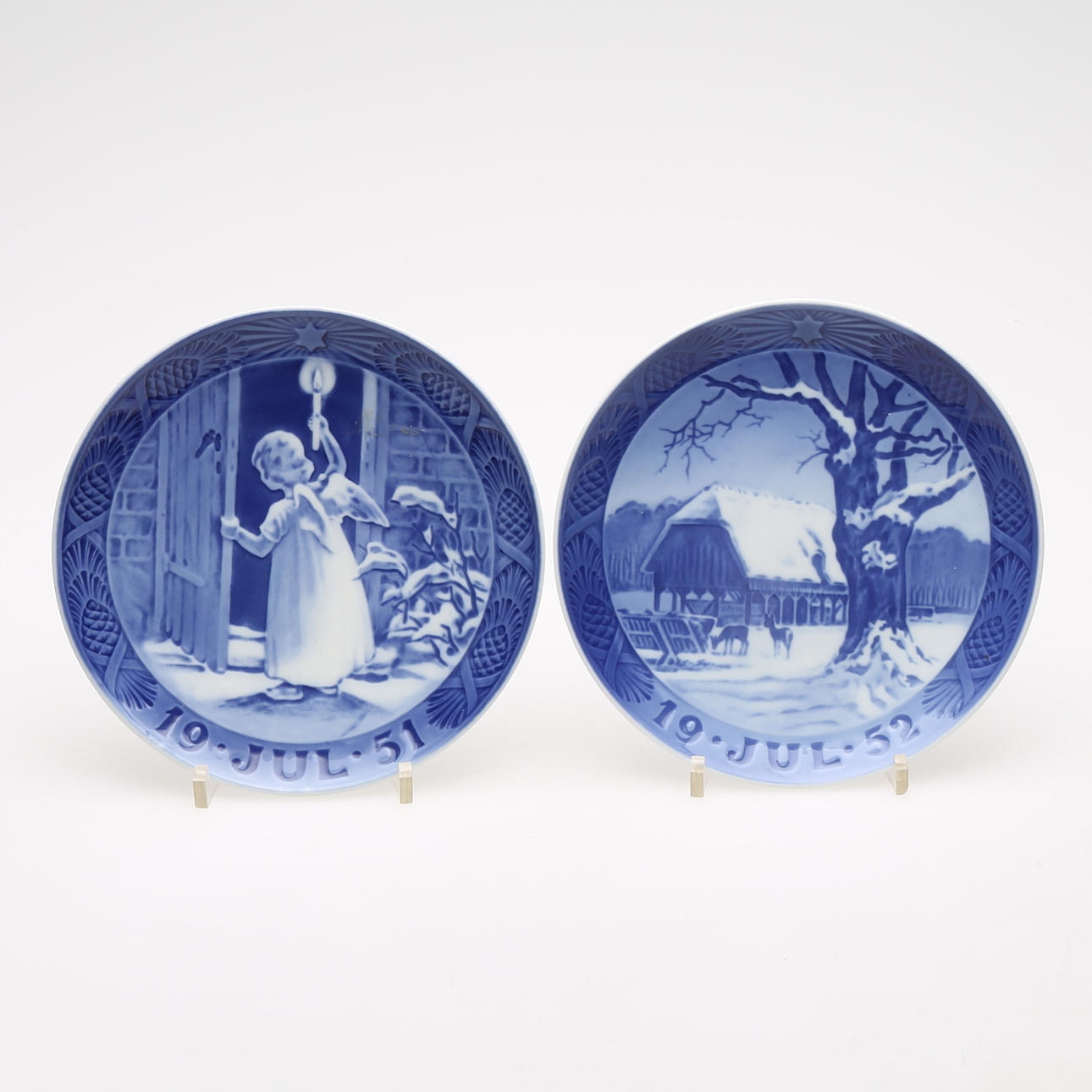 JULEPLATTER, to, Royal Copenhagen, 1951 og.