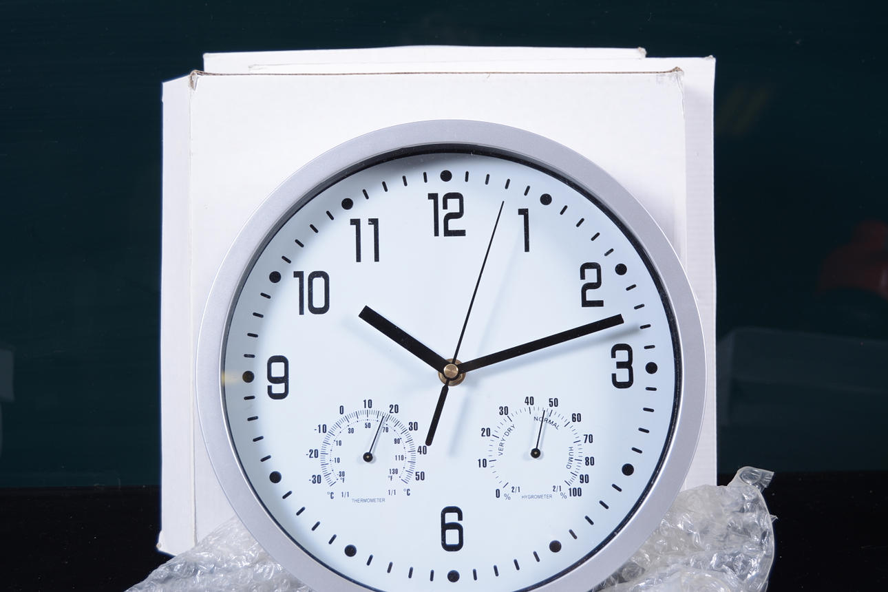 SEINÄKELLO TERMO- JA HYGROMETRILLA, E 23, 3 kpl.