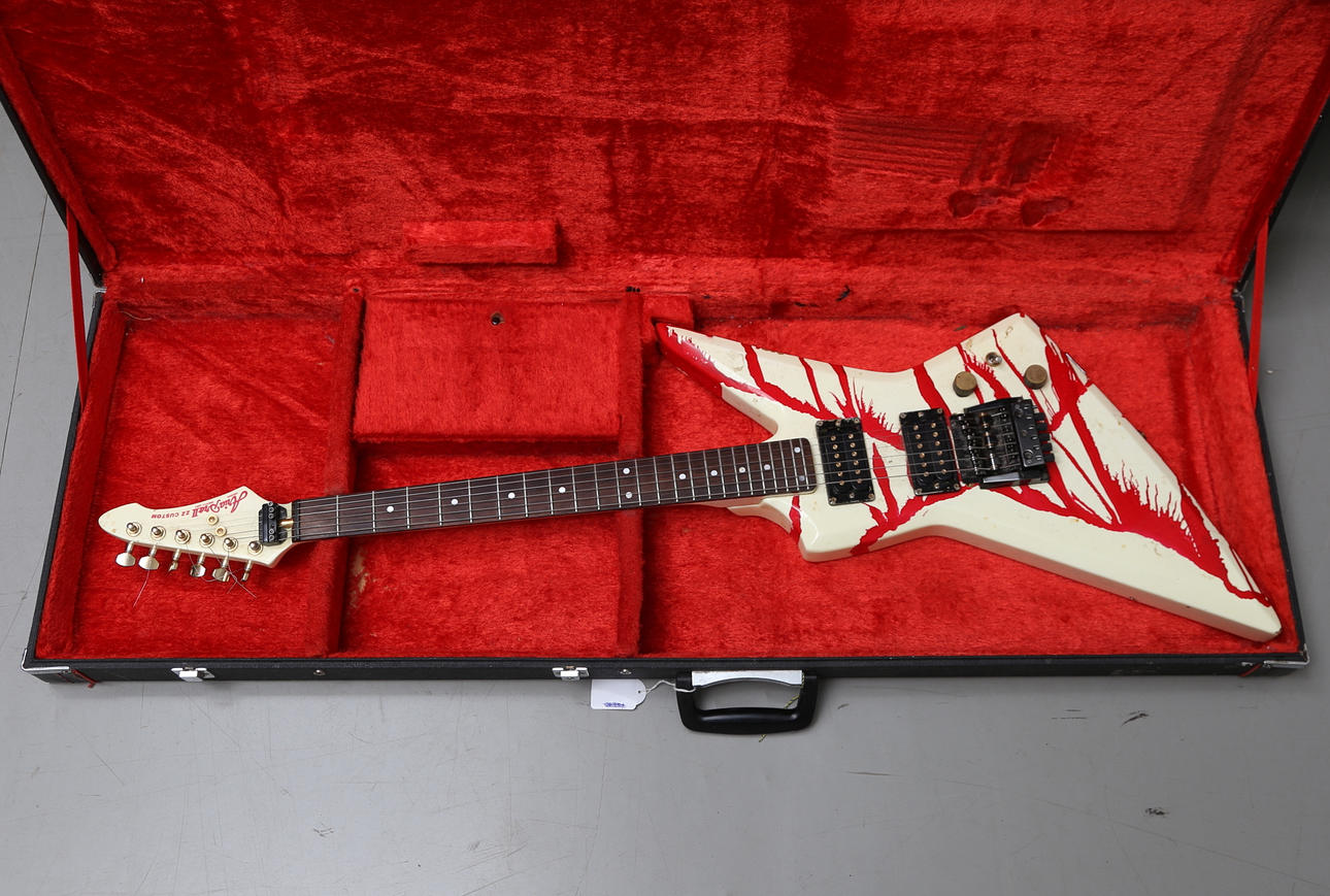 ELECTRIC GUITAR, Smooth Joint, ZZ Custom Blood, Aria Pro 2.