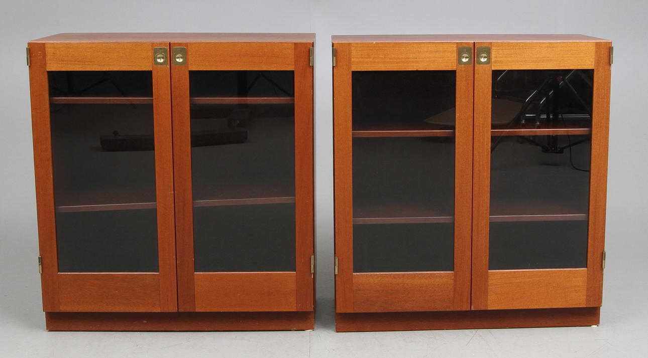 BOKSKÅP, ett par, Firma Karl Andersson & Söner, Huskvarna, 1900-talets andra hälft.