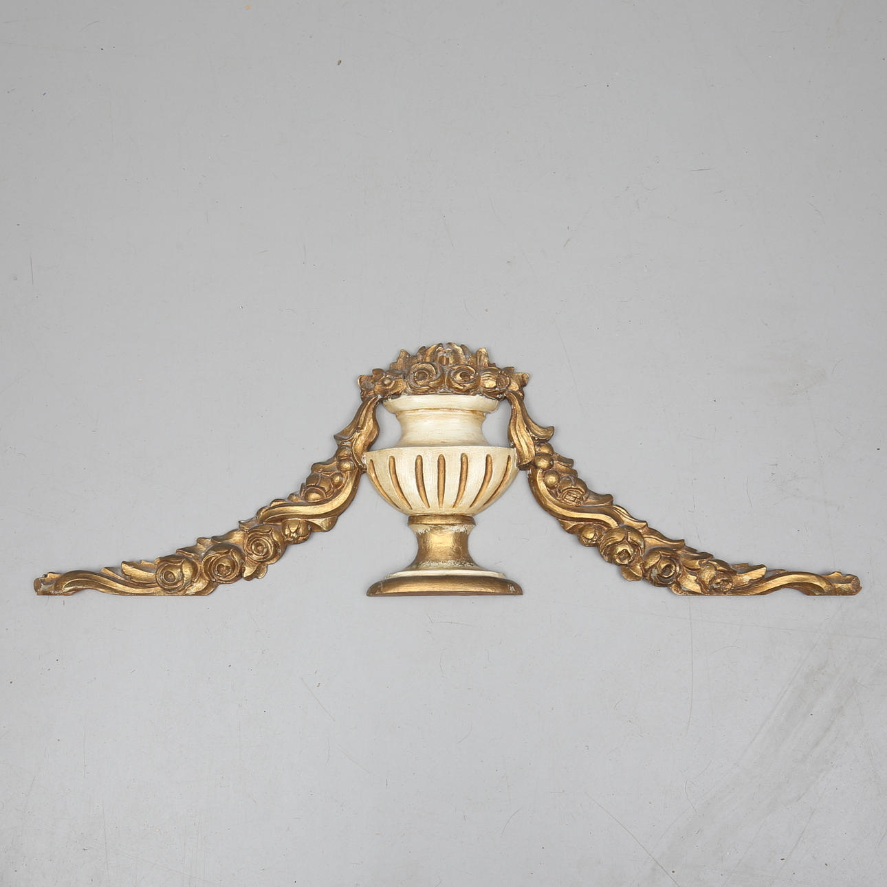 DEKORELEMENT, trä, gustaviansk stil, 1900-tal.