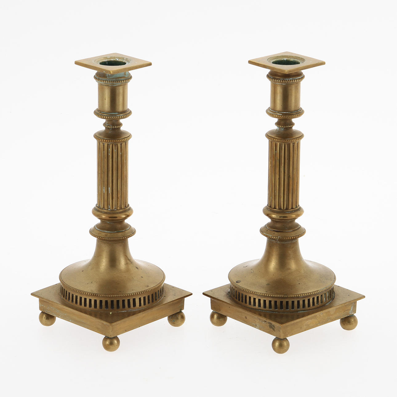 LJUSSTAKAR, 1 par, mässing, Gusums Bruk No 25.