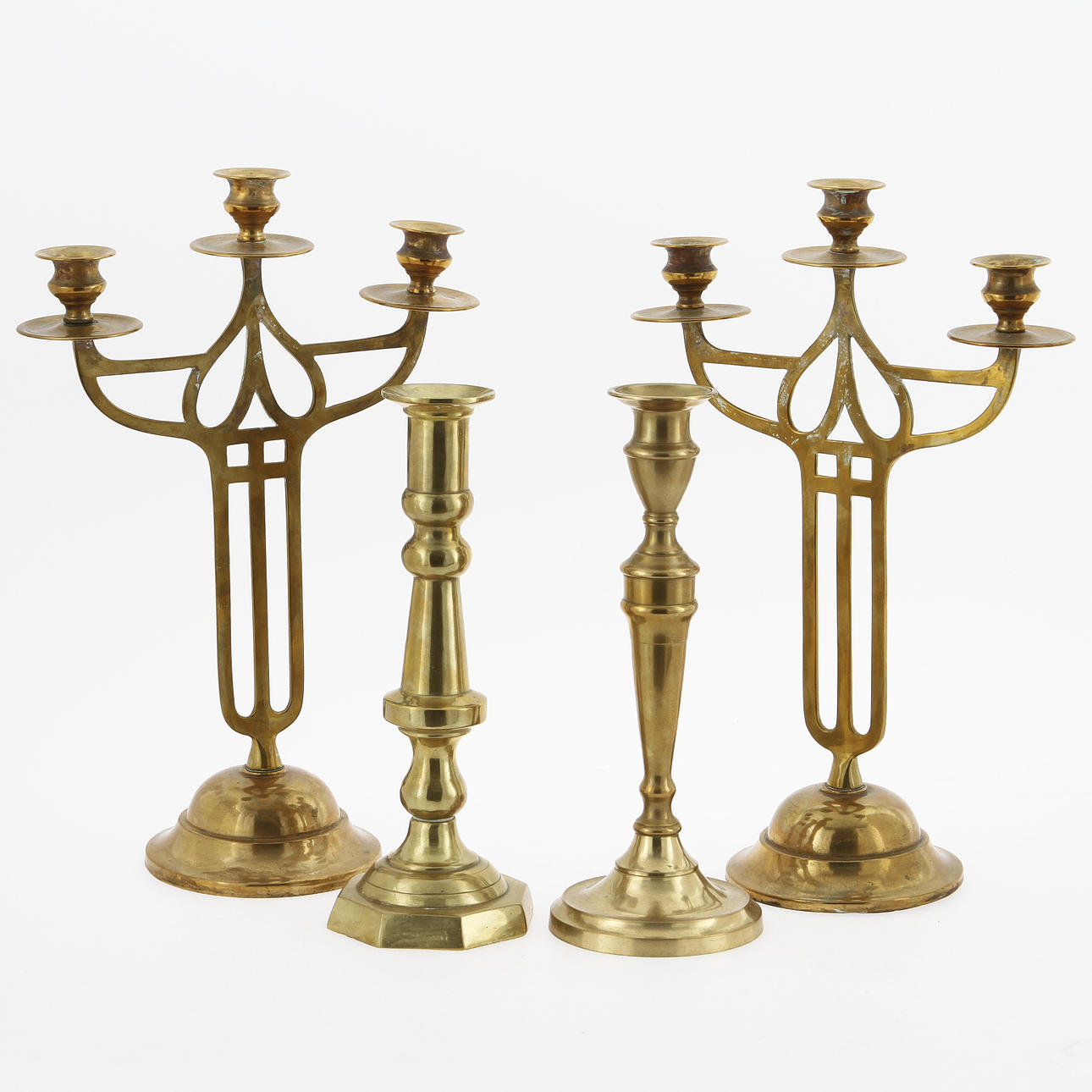 LJUSSTAKAR, 4 st mässing, 1900-tal.