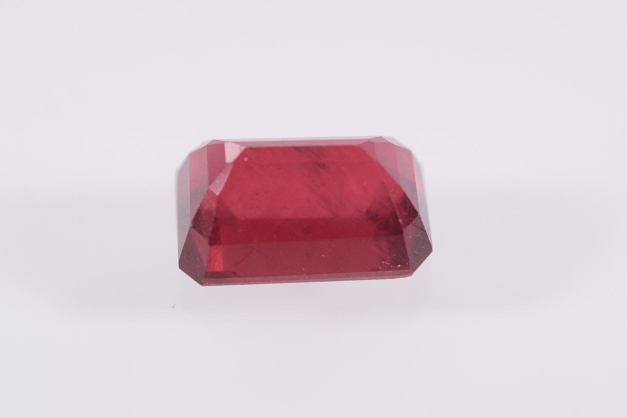 ÄDELSTEN, rubin, 6,89ct.
