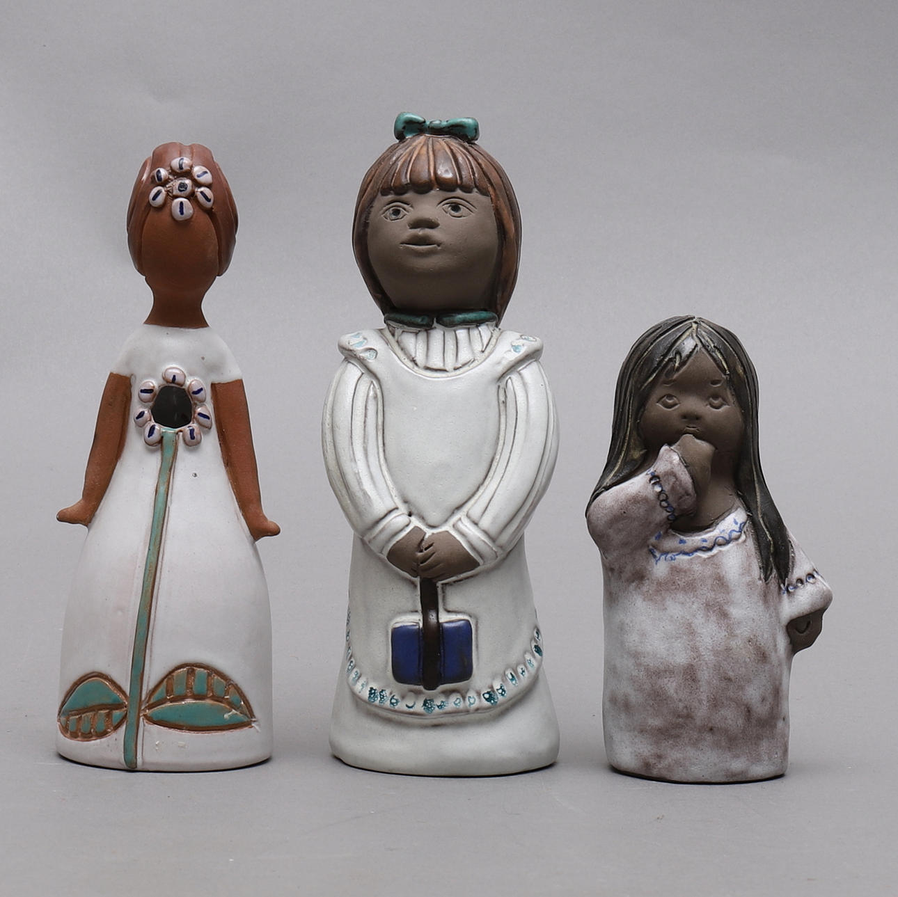 FIGURINES 3 PCS, Elbogen, Signed.