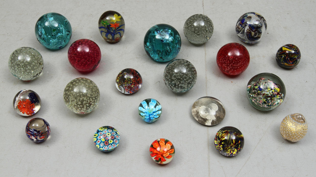 BREVPRESSAR, 21 delar, glas, 1900-tal.