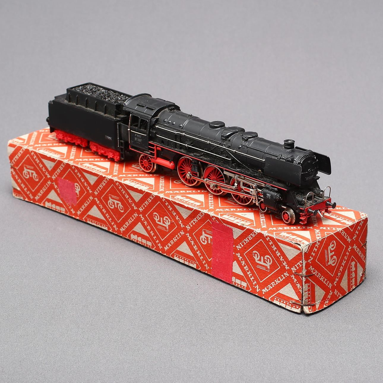 MÄRKLIN Dampflok 3026 in Originalverpackung.