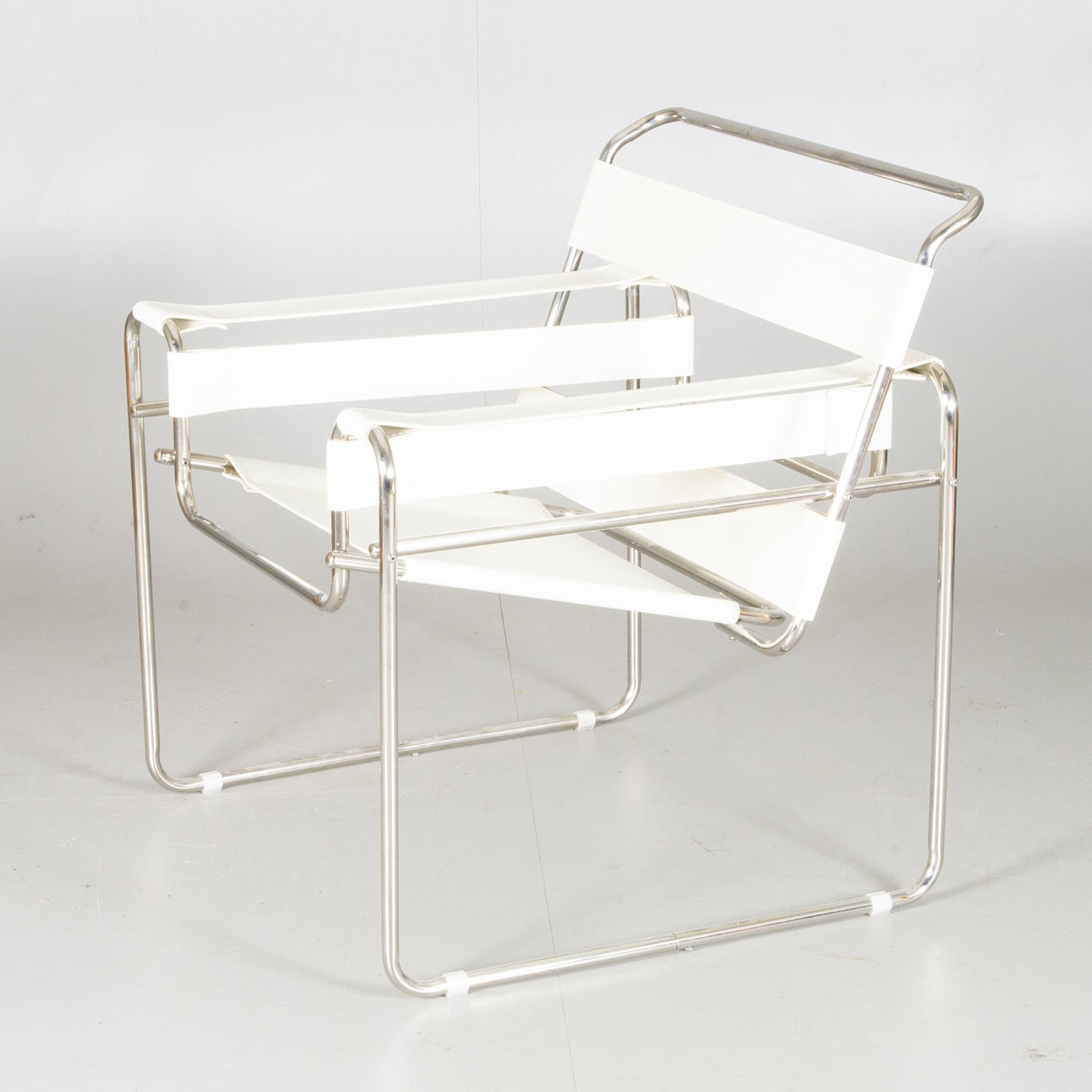 FÅTÖLJ, "Wassily", efter Marcel Breuer.