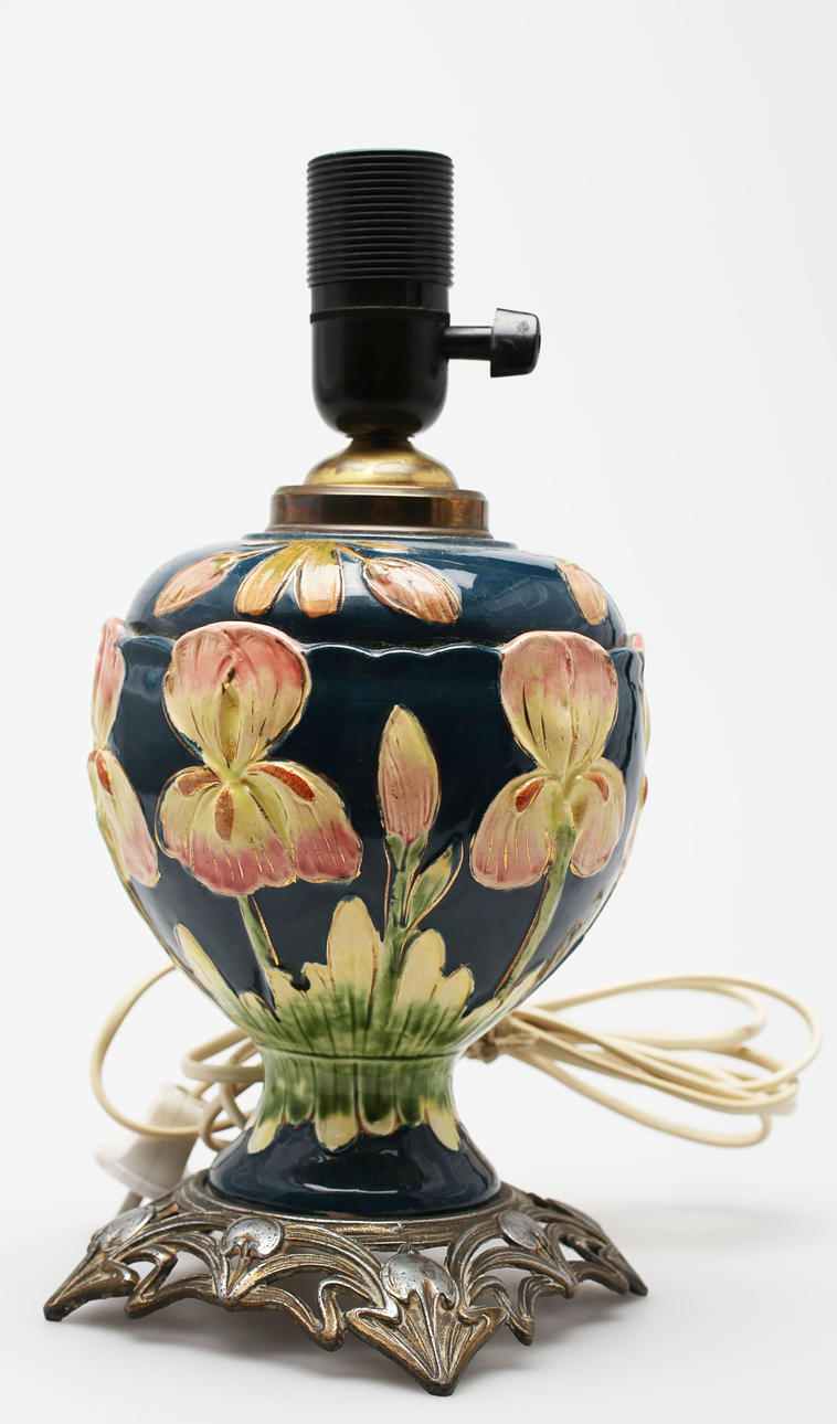 BORDSARMATUR, majolika, jugendstil, 1900-talets första hälft.