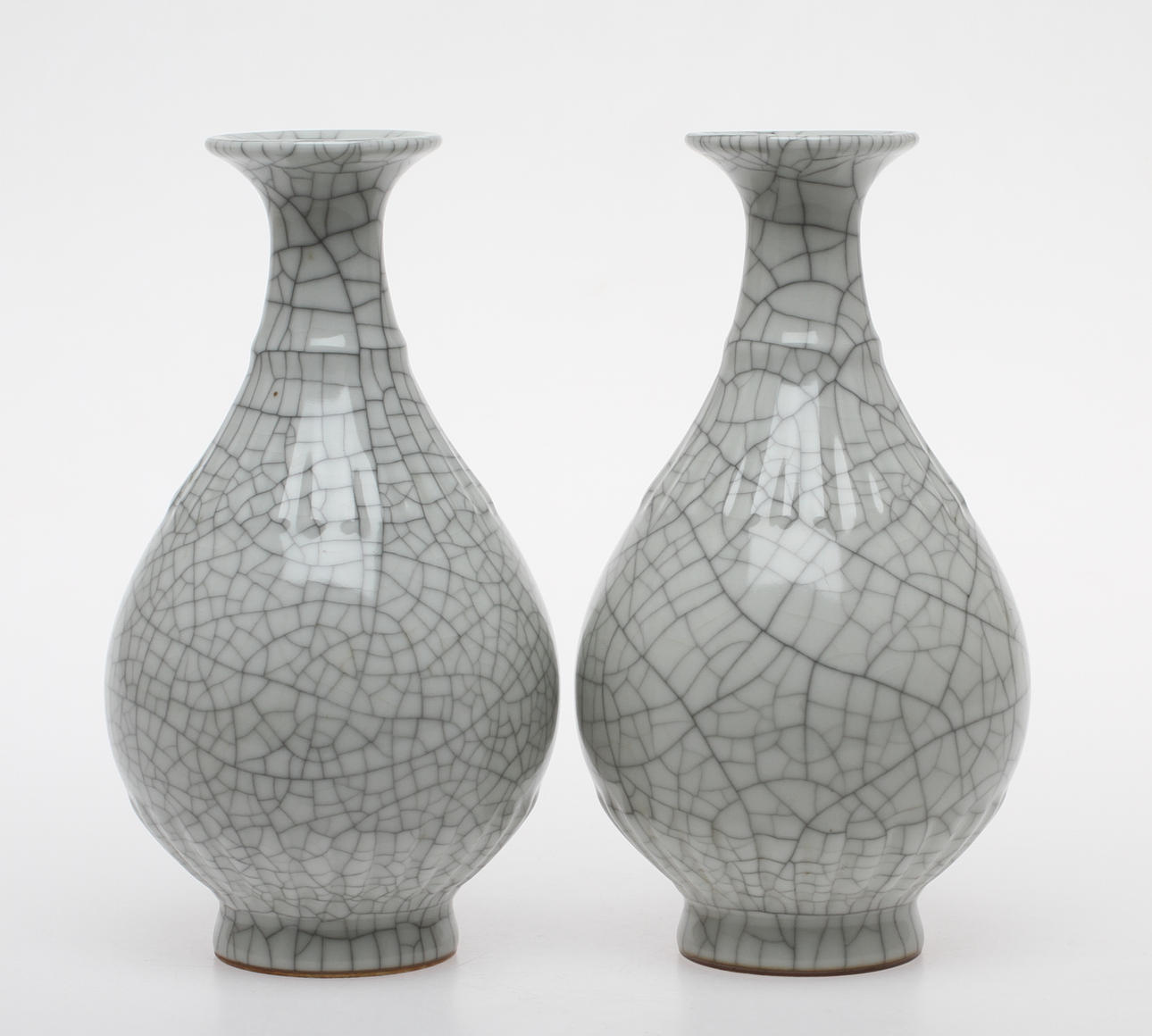 VASER, ett par, porslin, Kina.